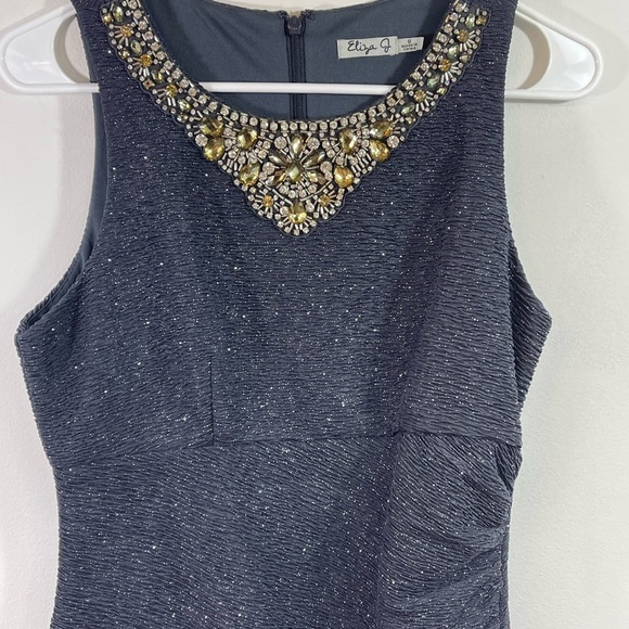 Eliza J 8 Gray Beaded Side Ruched Sleeveless Dress Metallic Embellished party - Picture 3 of 7